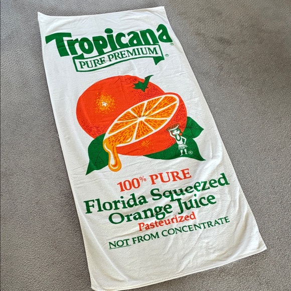 Tropicana Other - Vtg Tropicana Orange Juice Beach Towel EUC
Orange Green Florida
